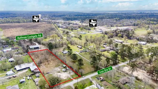 1916 Iron Ore Drive, Huffman, TX 77336