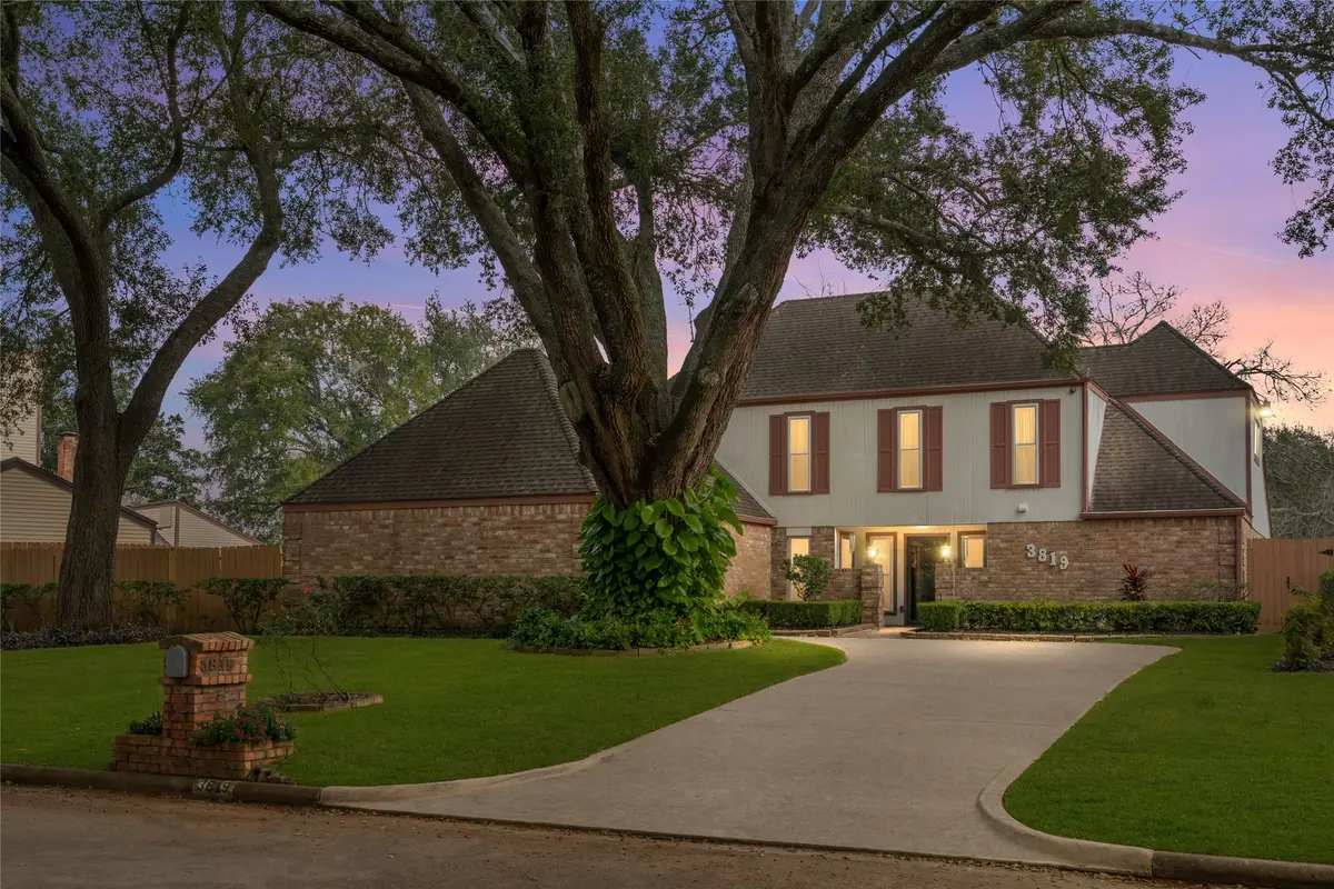 3819 Ridgeview Drive, Missouri City, TX 77459 - Image #1