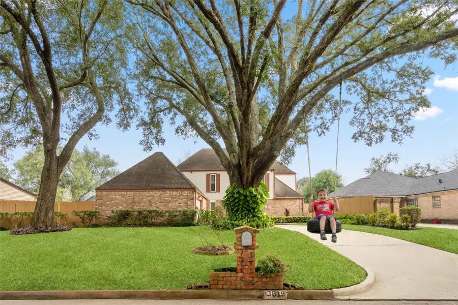 3819 Ridgeview Drive, Missouri City, TX 77459 - Image #3