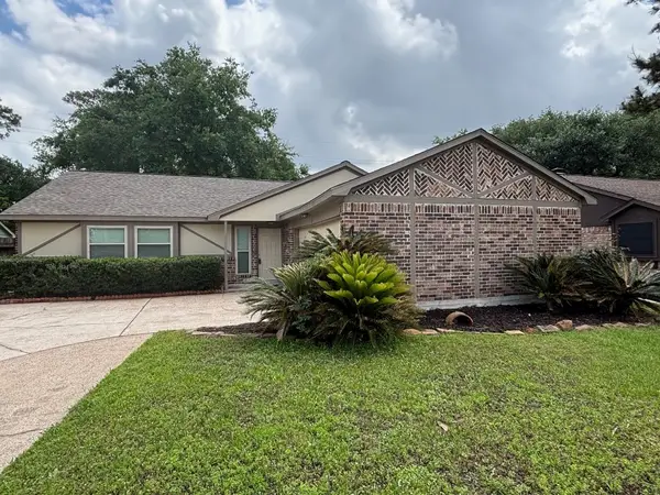20130 Foxchester Lane, Humble, TX 77338