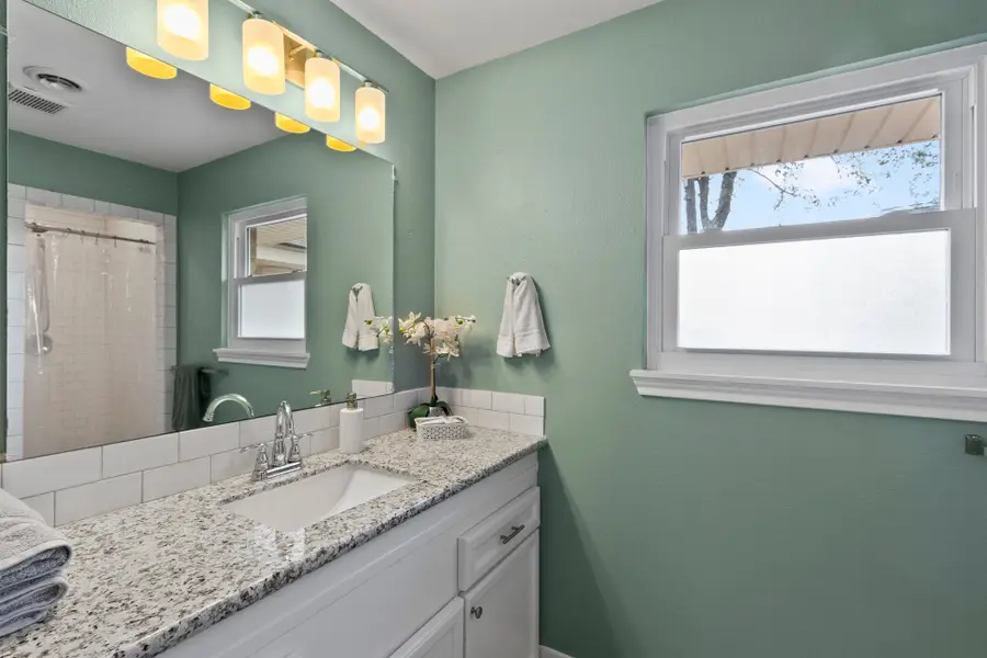 5651 Ludington Drive, Houston, TX 77035 - #3