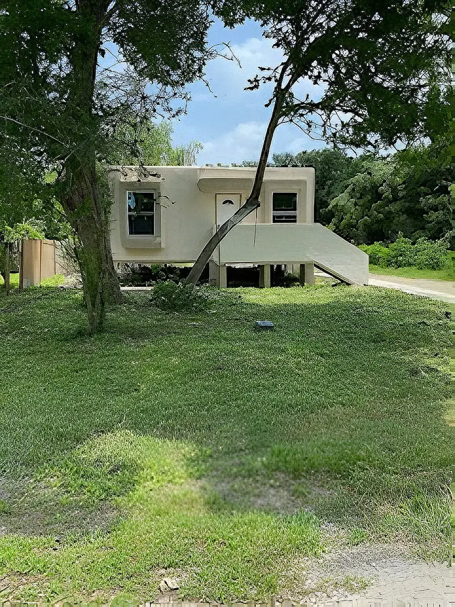 6709 Jensen Street, Hitchcock, TX 77563 - Image #3