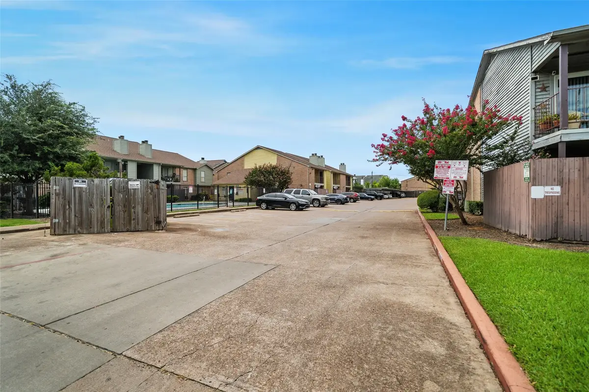 9350 Country Creek Drive #18, Houston, TX 77036 - Image #1