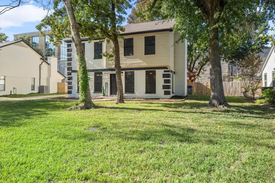 16015 Southampton Drive, Spring, TX 77379 - Image #2