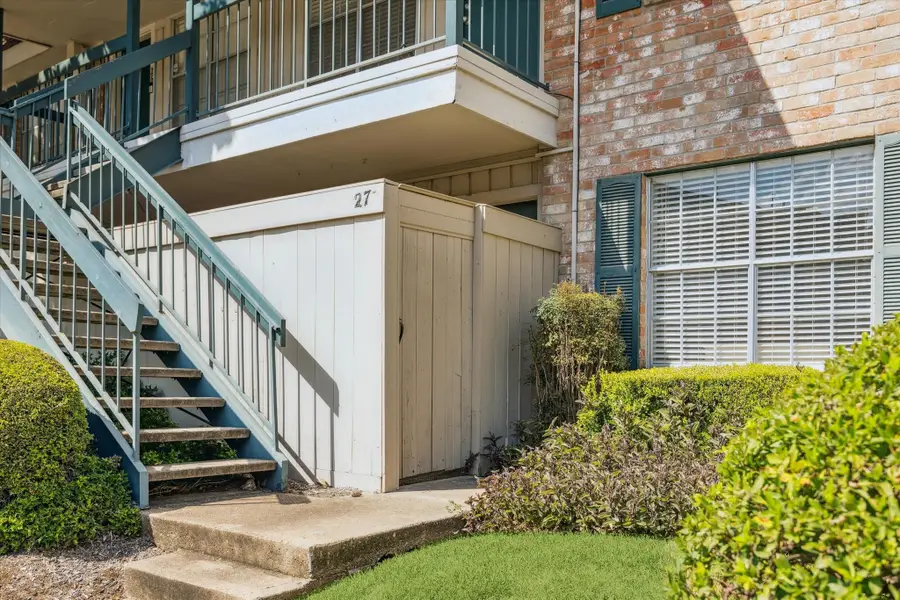 855 Augusta Drive #27, Houston, TX 77057 - #2