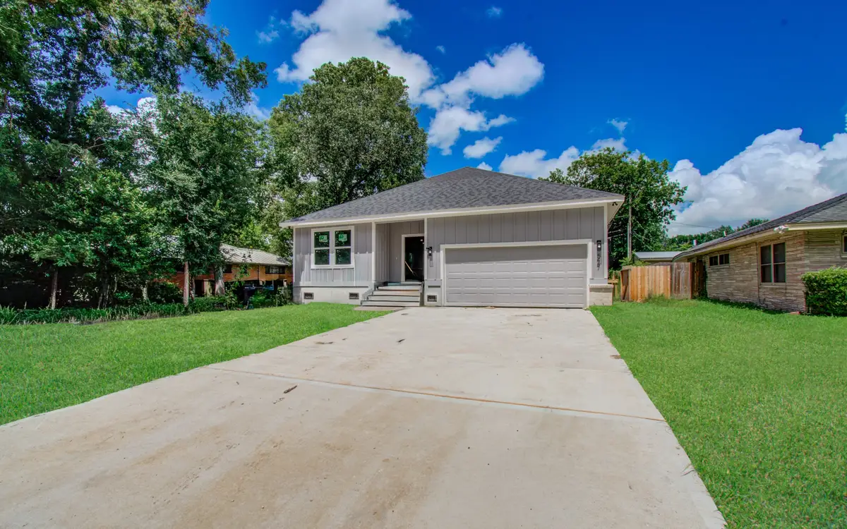 5447 N Shady Creek Drive, Houston, TX 77017 - #1