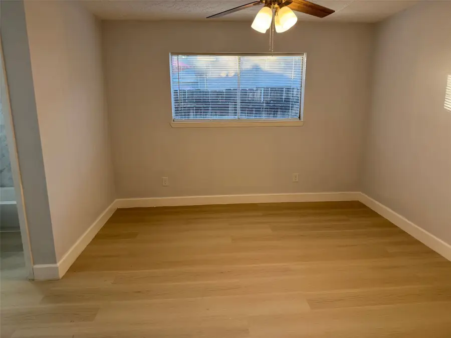 5222 Moonshadows Drive, Humble, TX 77346 - Image #2