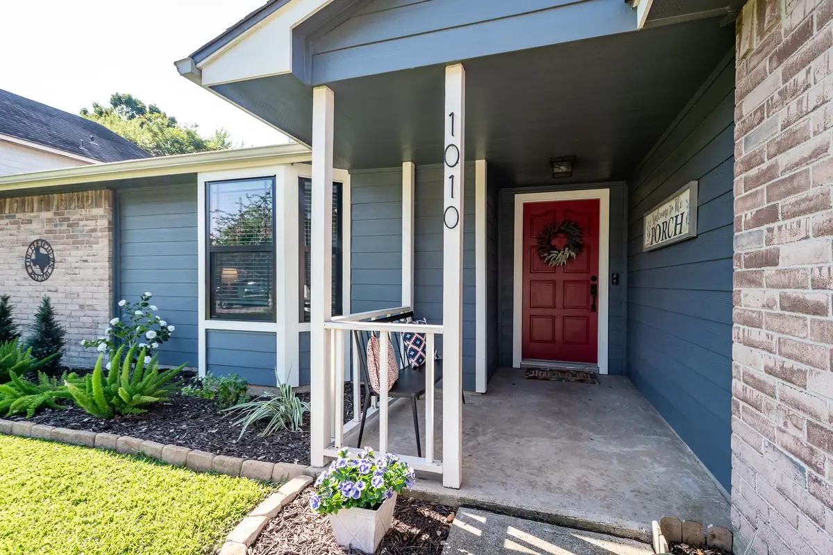 1010 Briarwood Court, Deer Park, TX 77536 - Image #1