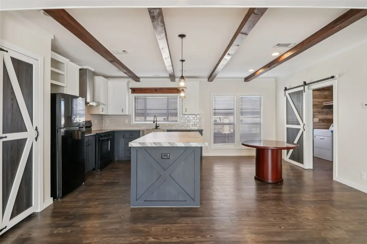 108 County Road 3551, Cleveland, TX 77327 - Image #1