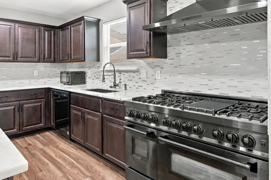 2722 Vega St, Houston, TX 77088 - #3