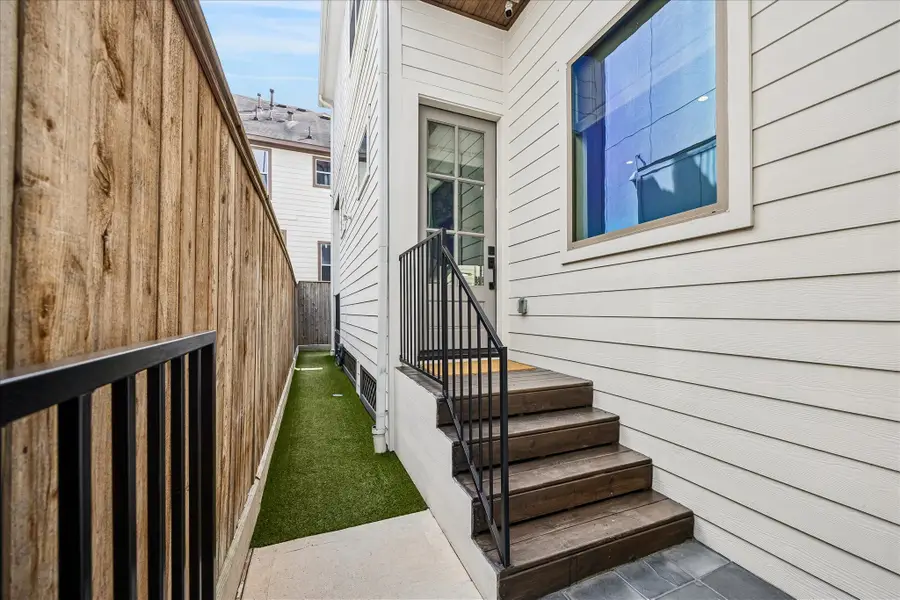 2320 Couch Street, Houston, TX 77008 - #3