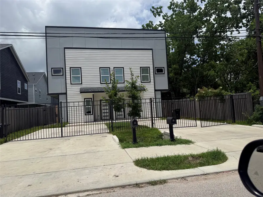 1028 Marjorie Street, Houston, TX 77088 - #3