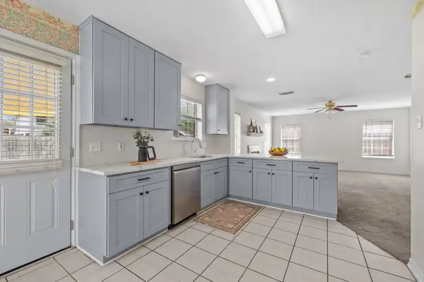 8727 Orchard Lane, La Porte, TX 77571