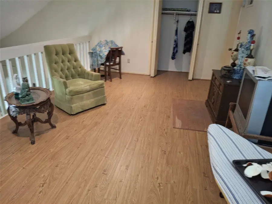 6203 Gladewell Drive, Houston, TX 77072 - Image #3