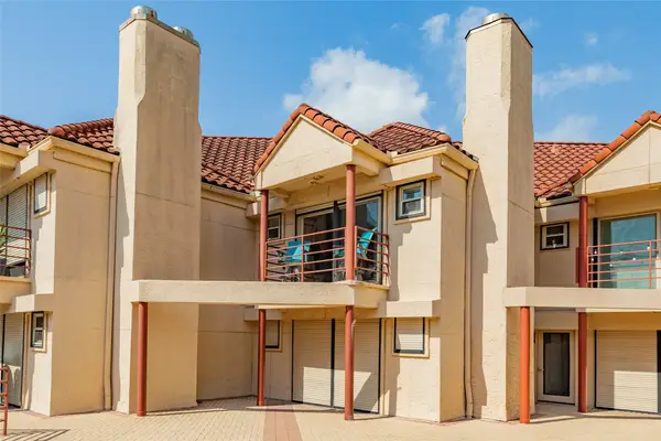 7312 Seawall Boulevard #208, Galveston, TX 77551