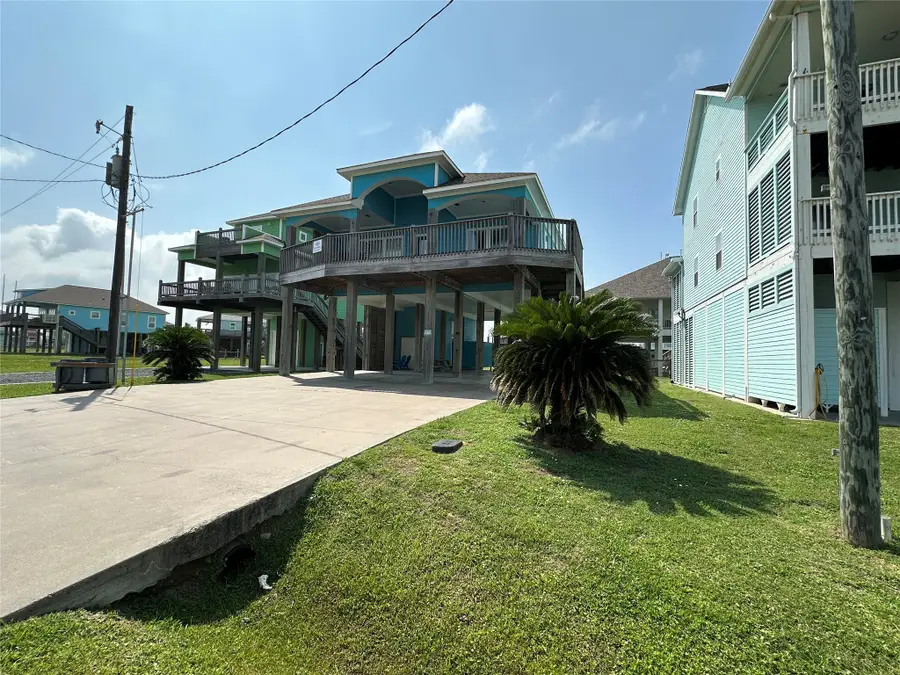 2029 Idyle View, Crystal Beach, TX 77650 - Image #3