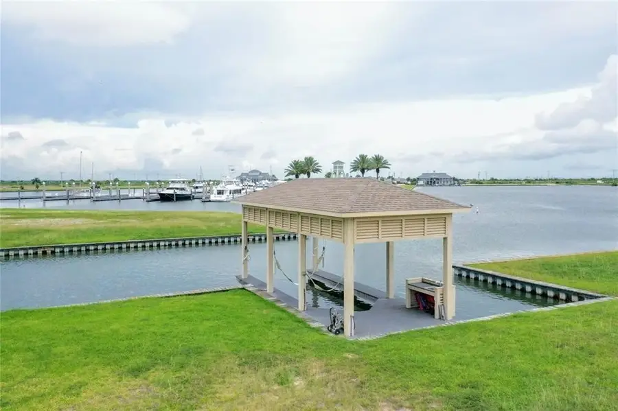 22 Fleming, Hitchcock, TX 77563 - Image #2