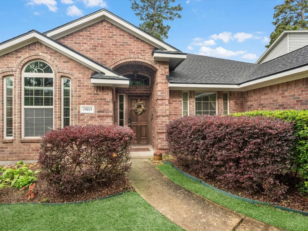 19019 Relay Rd, Humble, TX 77346 - #1