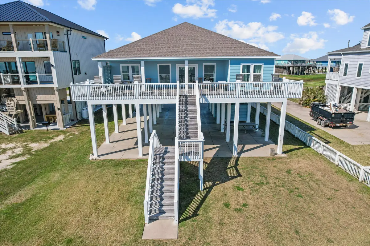 3026 Copacabana Drive, Crystal Beach, TX 77650 - Image #1