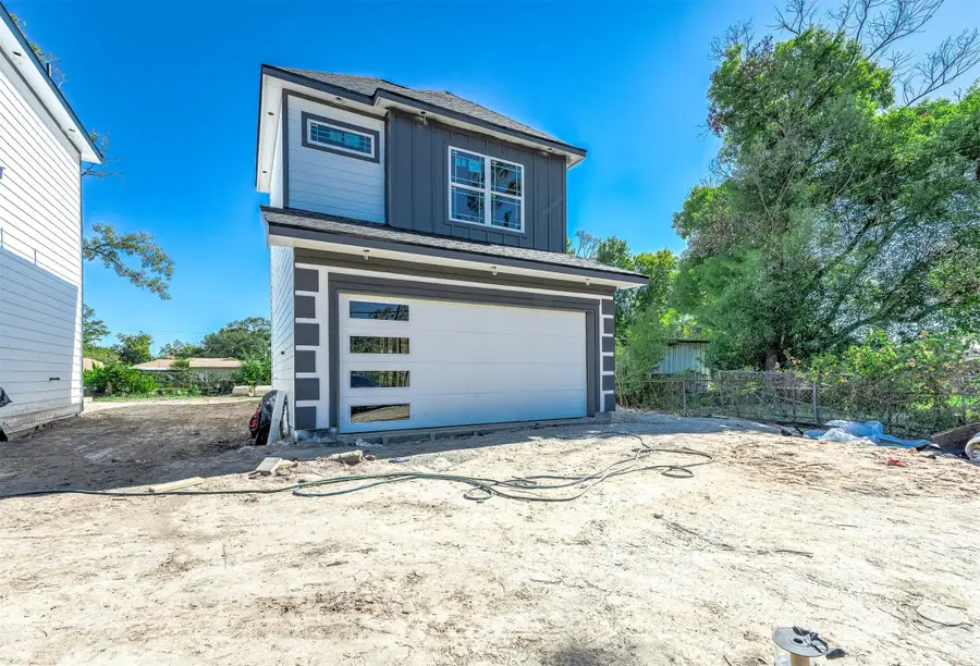 8598 Hoffman Street, Houston, TX 77016 - Image #2