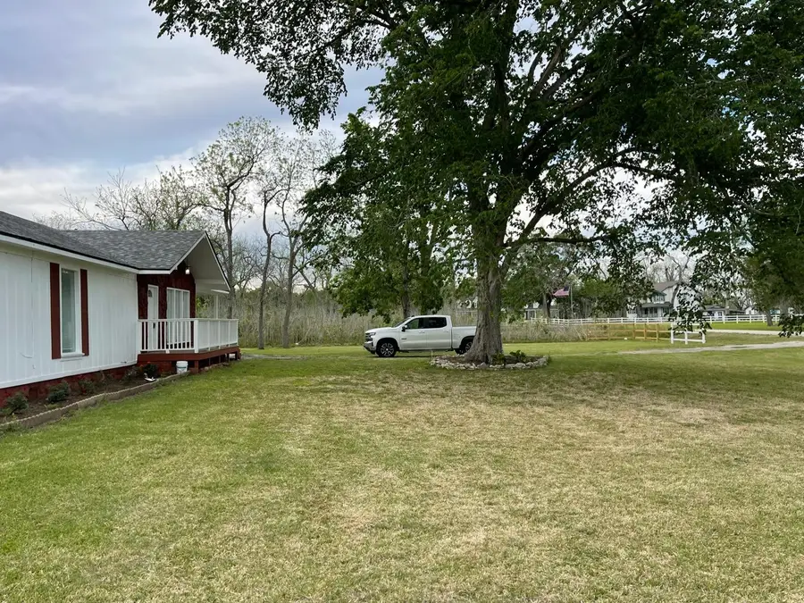 335 Carroll Roads E, Richmond, TX 77469 - #2