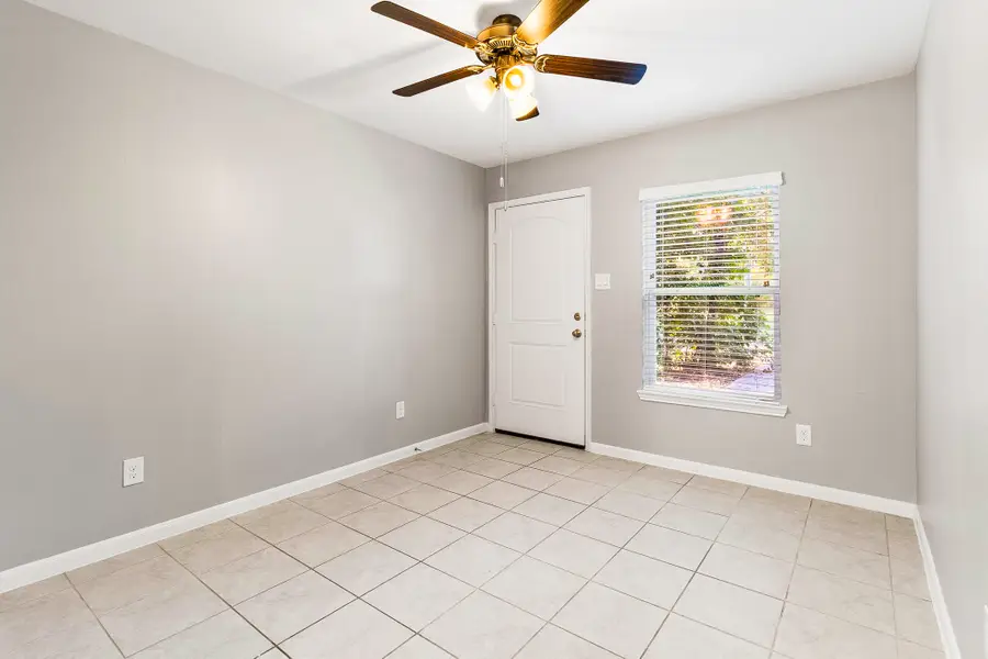 443 Mesquite, Livingston, TX 77351 - Image #3