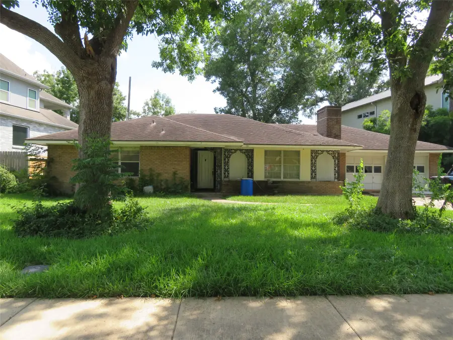 3807 Linkwood Drive, Houston, TX 77025 - #3