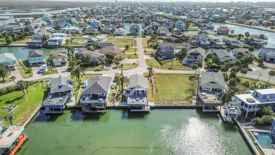 16542 E Bayside Way, Galveston, TX 77554 - #2