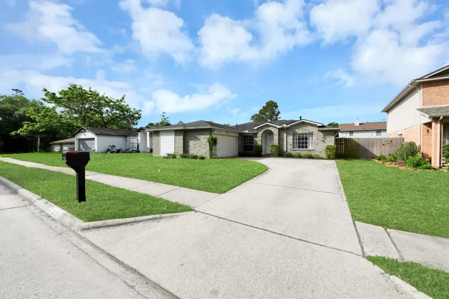 28707 Stapleford St, Spring, TX 77386 - #3