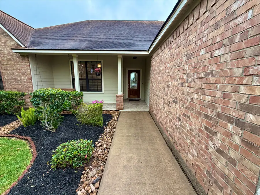 1448 S Bluebonnet Lane, Angleton, TX 77515 - #2