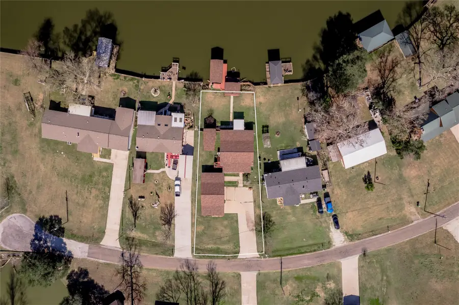 53 Lake View Drive, Huntsville, TX 77320 - Image #3