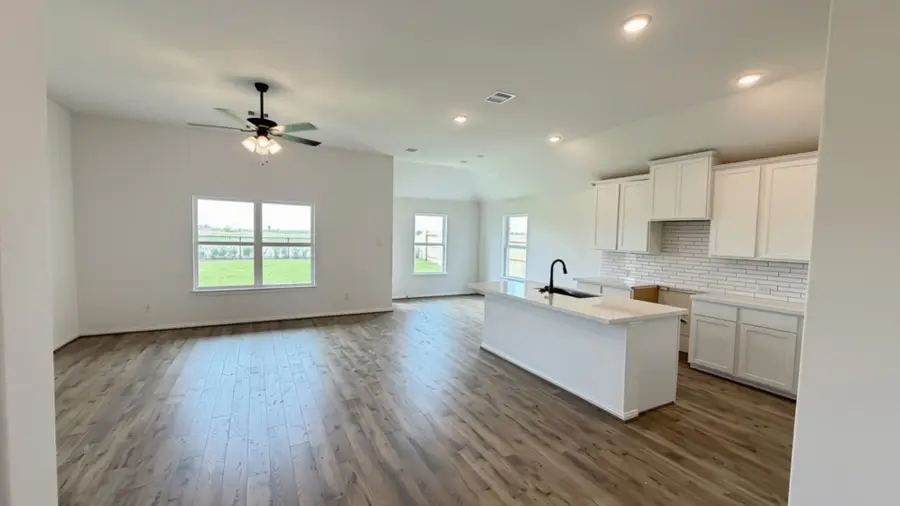 405 Magnolia View Drive, Brookshire, TX 77423 - #2