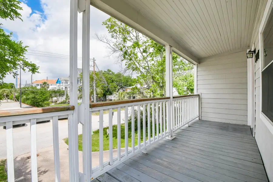 704 6th Street, Kemah, TX 77565 - #3