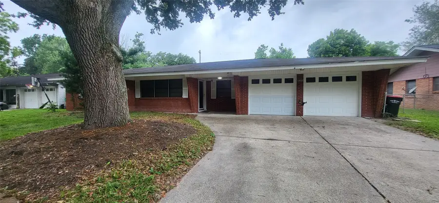 1902 Amy Drive, Baytown, TX 77520 - #3