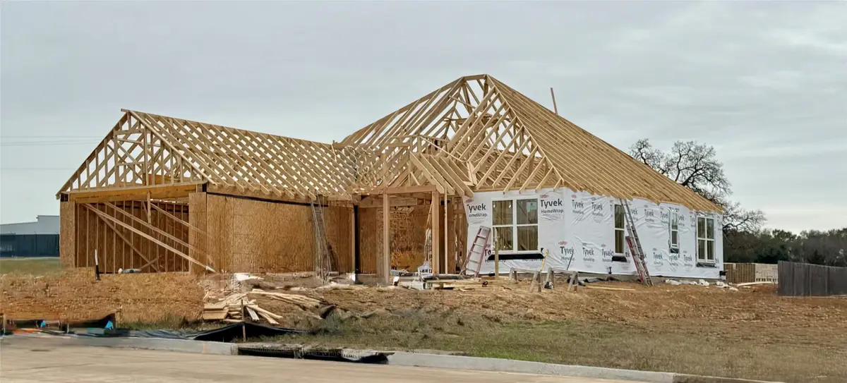 501 Oak Crest Lane, Brenham, TX 77833 - Image #1