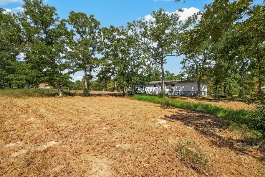 27 Pinedale Subd Rd, Huntsville, TX 77320 - #3