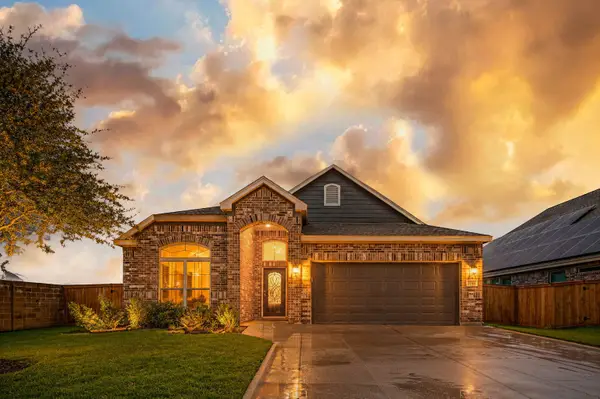 5318 Madeline Grace Drive, Brookshire, TX 77423