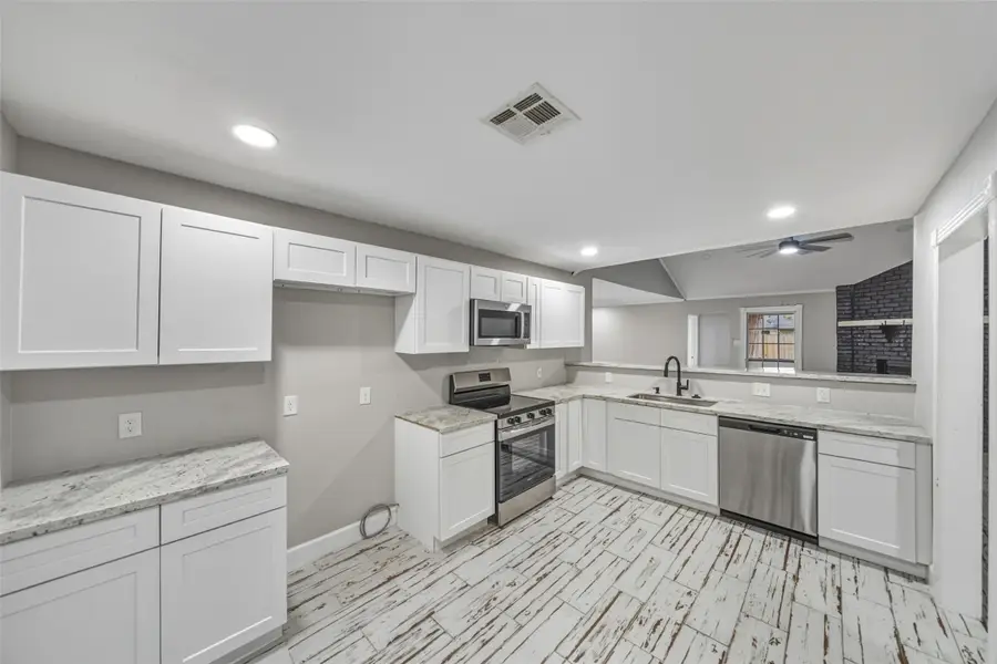 12014 Ryewater Drive, Houston, TX 77089 - Image #3