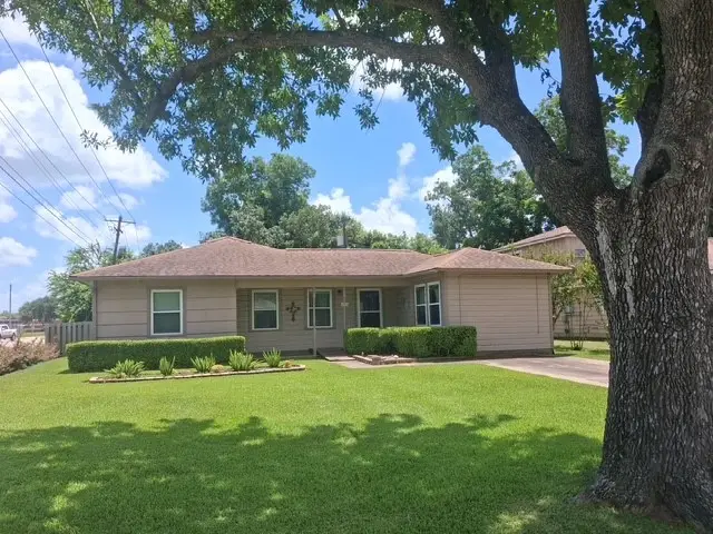 1116 Southampton Street, Angleton, TX 77515 - #2