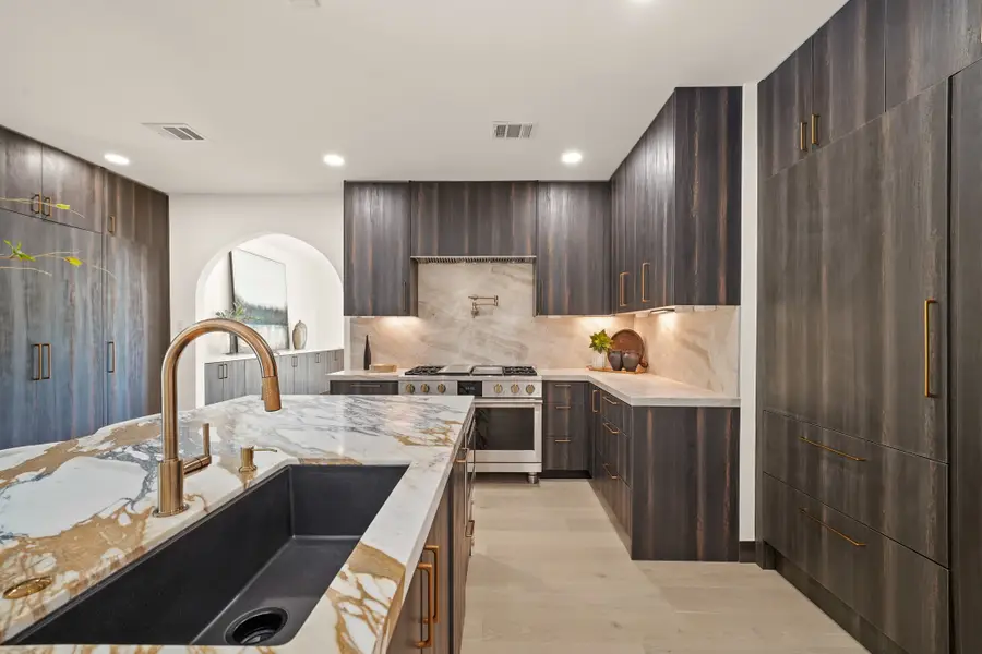 5207 Braesheather Drive, Houston, TX 77096 - Image #3