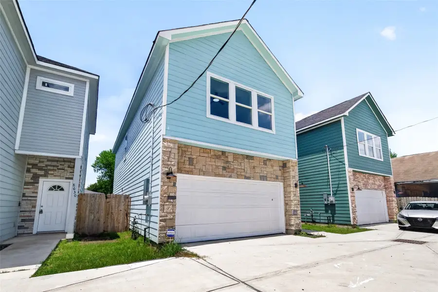 8628 Scott Street, Houston, TX 77051 - #2