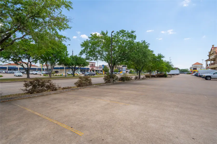 12989 Bellaire Boulevard #3, Houston, TX 77072 - Image #2