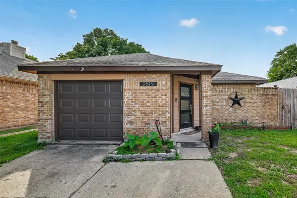 2519 Spring Dusk Lane, Spring, TX 77373