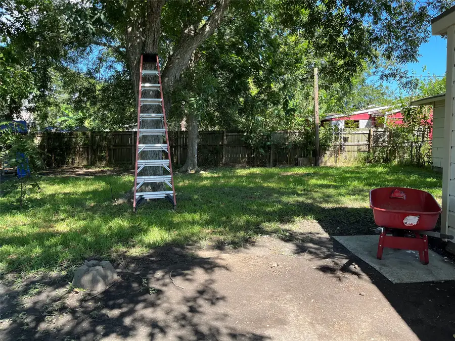 508 Honeysuckle Drive, La Marque, TX 77568 - #3