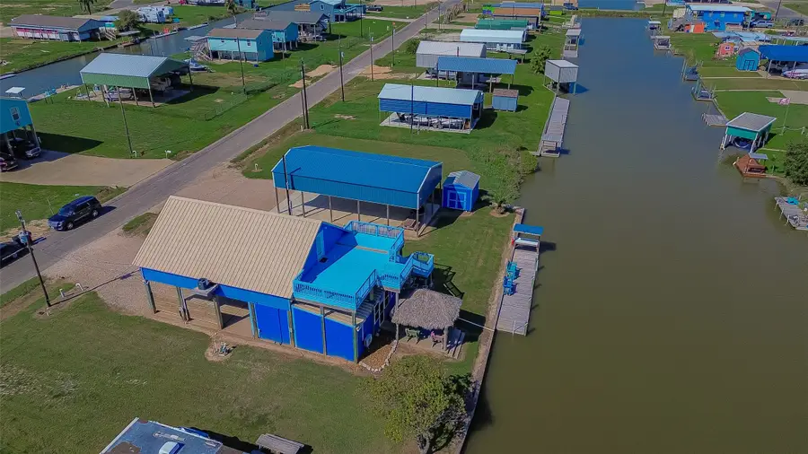 157 County Road 202, Sargent, TX 77414 - #2