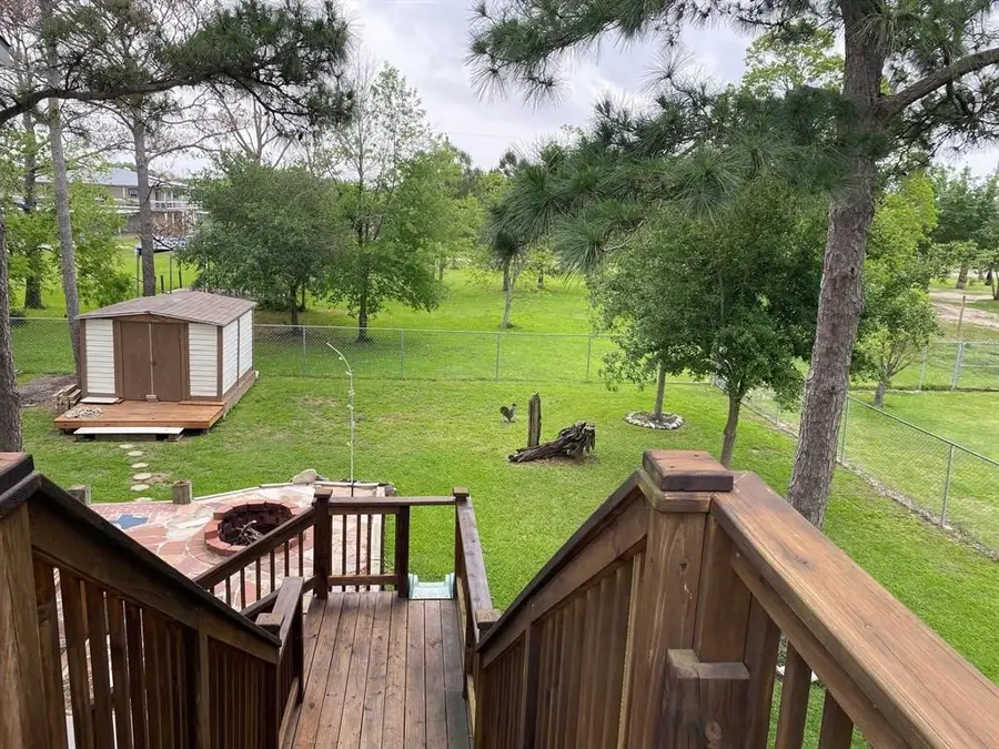 1025 14th Street, Dickinson, TX 77539 - #2