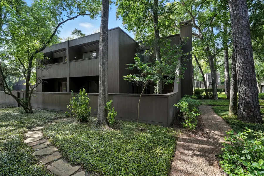 171 Litchfield Lane, Houston, TX 77024 - Image #3