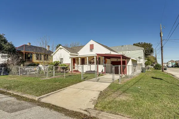 3802 Avenue M, Galveston, TX 77550