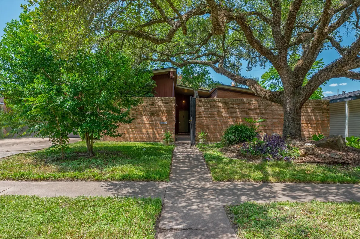 6226 Birdwood Road, Houston, TX 77074 - #1