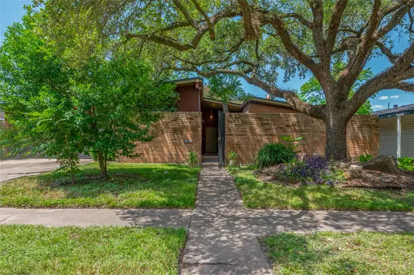 6226 Birdwood Road, Houston, TX 77074